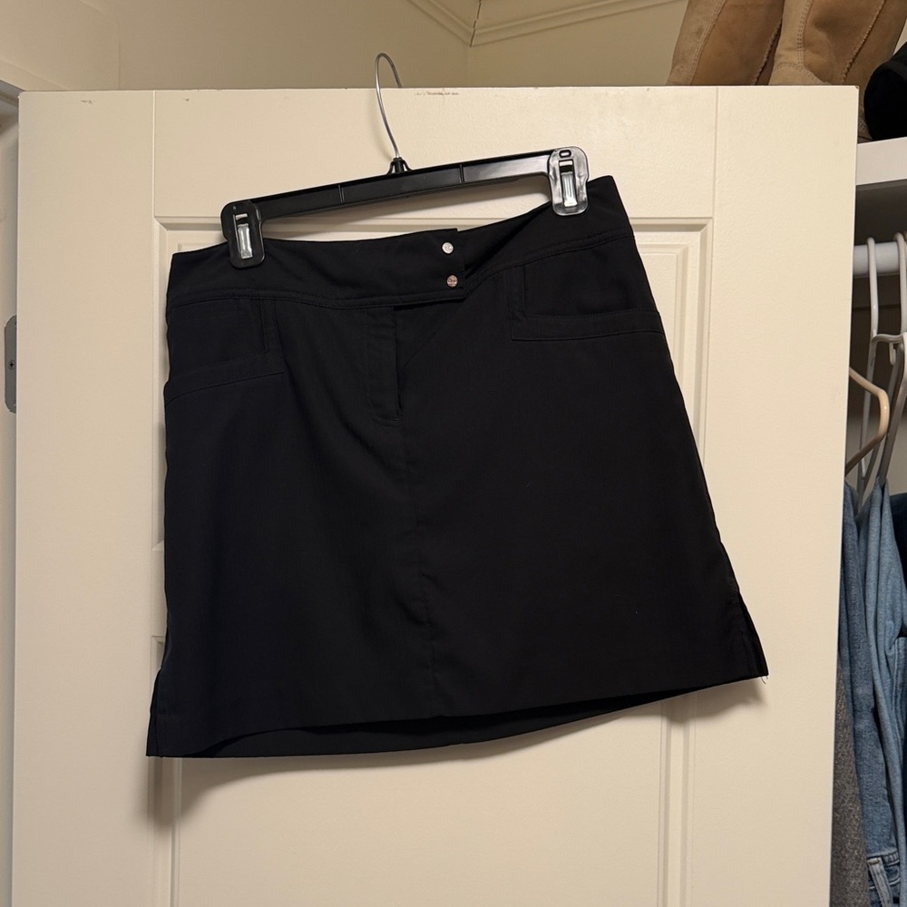 Izod Golf Black Women's Skort
